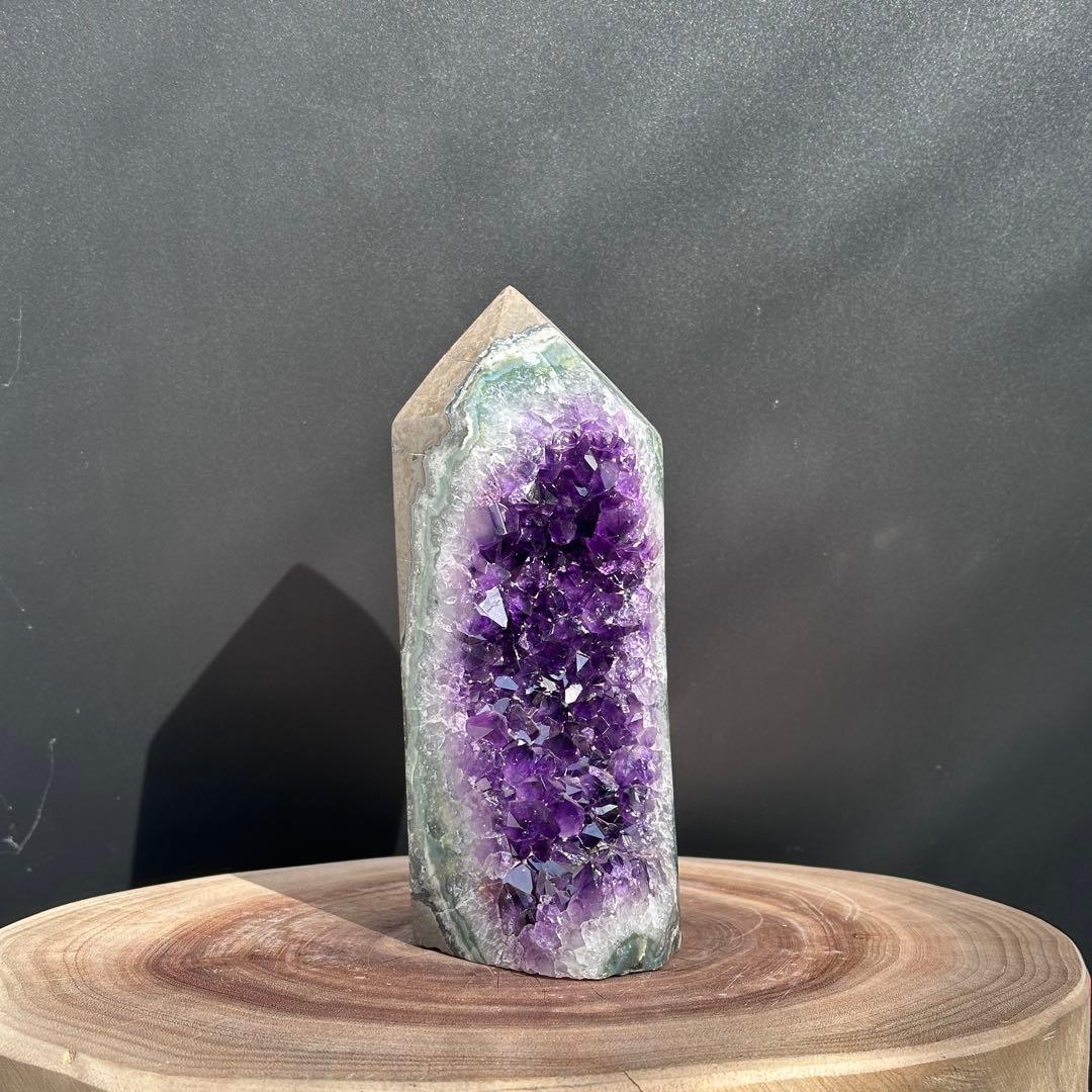 天然石アメジストのポイント 置物G.61の通販はau PAY マーケット