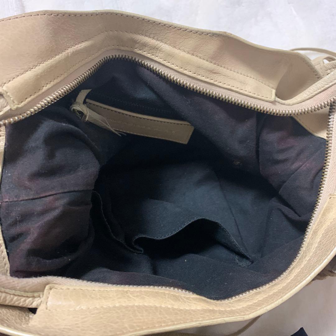 バレンシアガ　バッグ