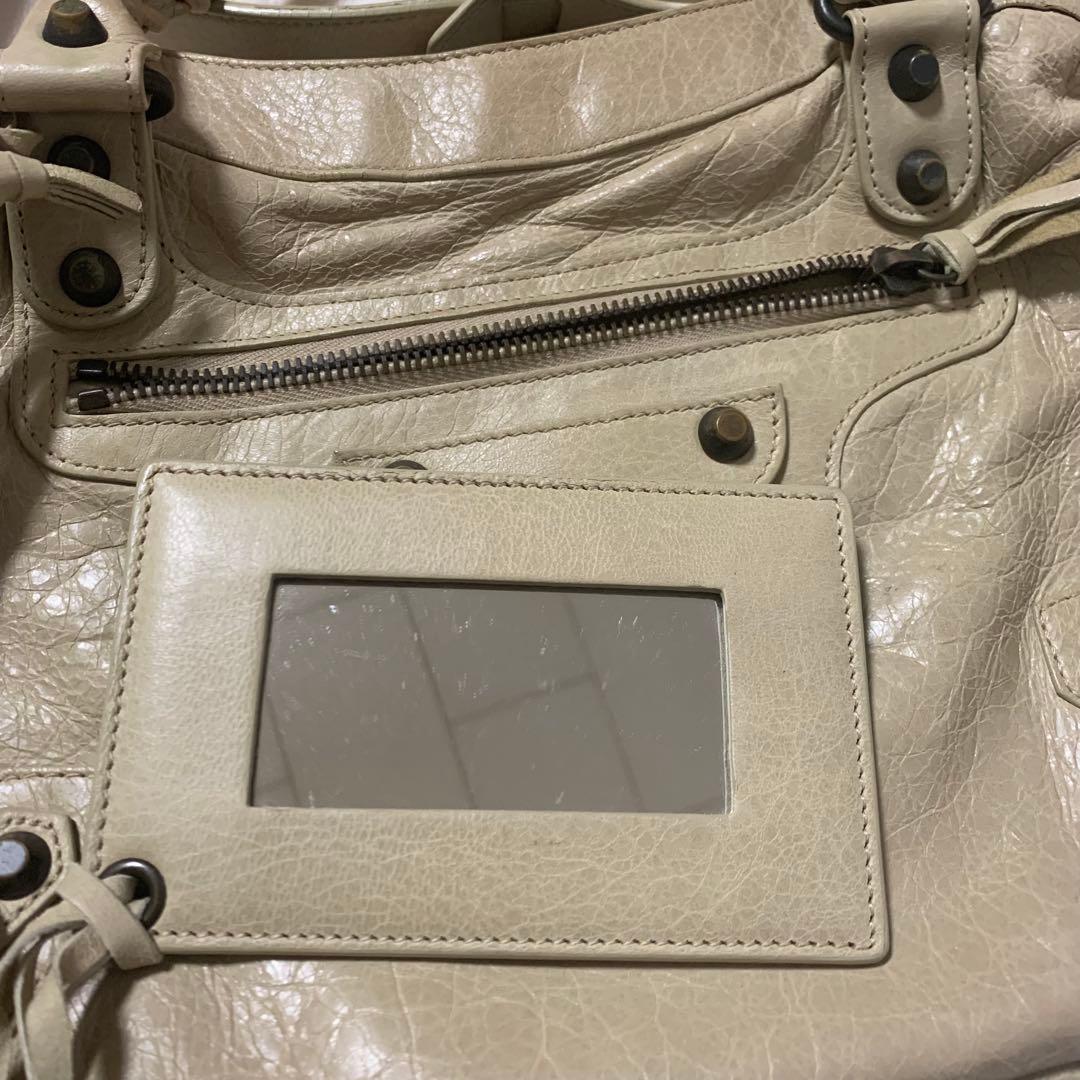 バレンシアガ　バッグ