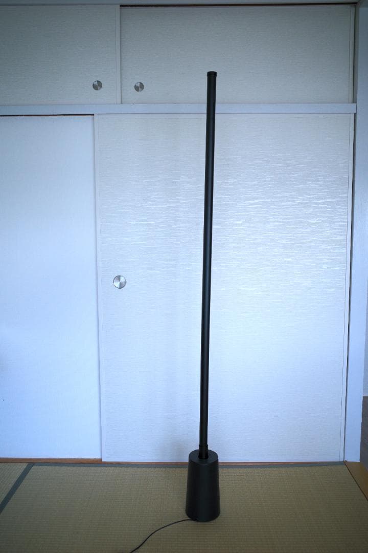 IKEA OBEGRÄNSAD（オーベグレンサッド）LEDフロアランプ