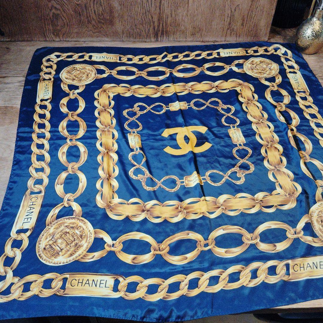 美品CHANEL ネイビー スカーフ