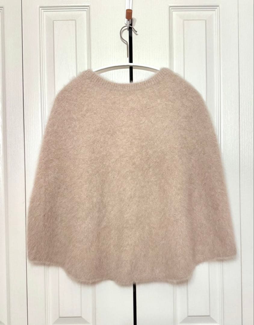 美品　BEARDSLEY ファーニットポンチョ　モカ