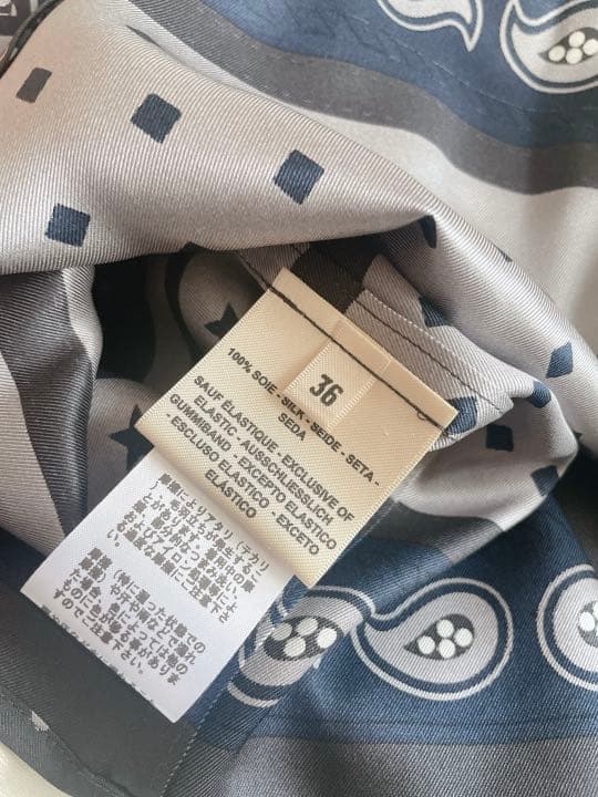 新品未使用Hermes フリュイドスカート 《宮廷の馬具・バンダナ》プリント