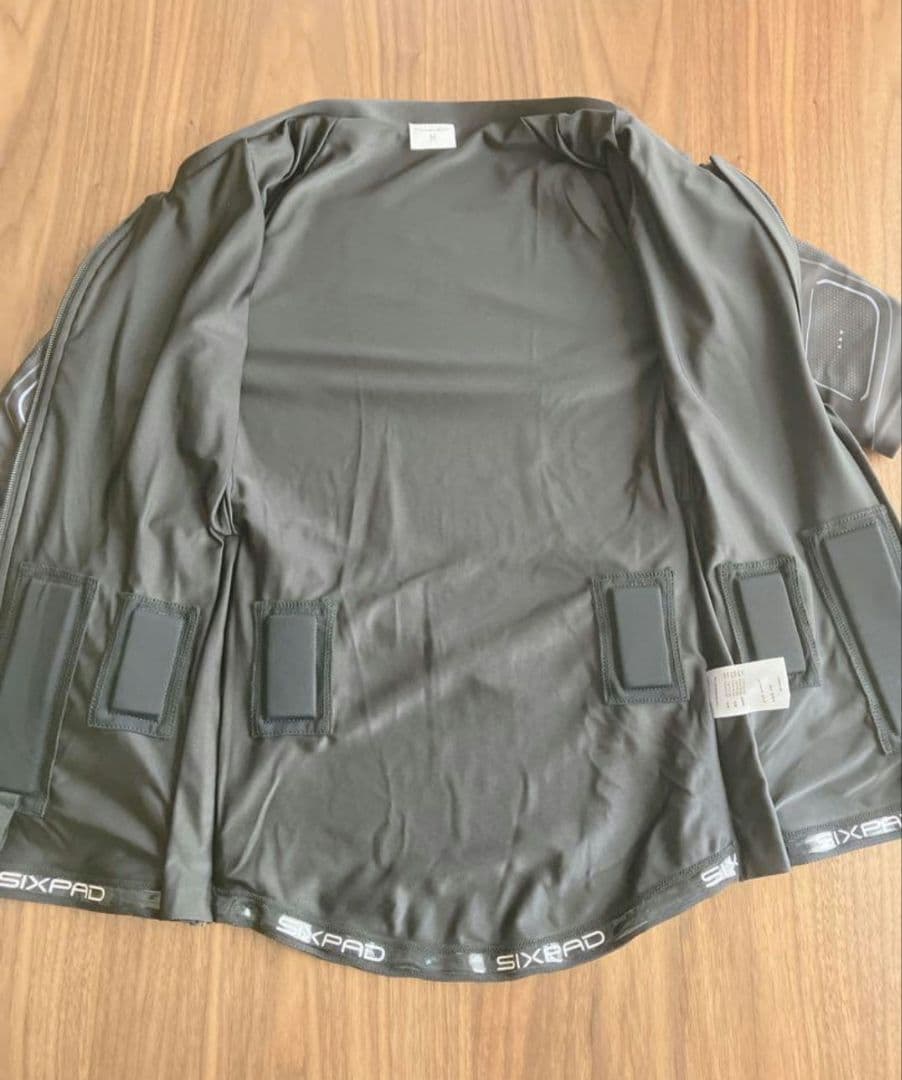 最終お値下げ最安値SIXPAD パワースーツ上下セット レディースMサイズ