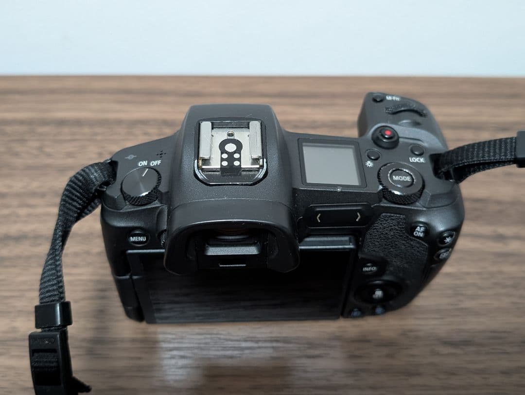 CANON EOS R ボディストラップ 充電器