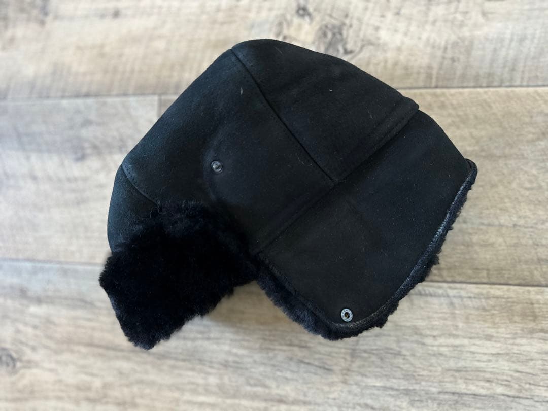 MISTRAL フランス製 リアル ムートン トーク　防寒　羊革　黒　未使用品