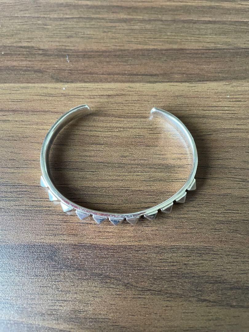 aiko着 e.m. イーエム シルバー スタッズ バングル