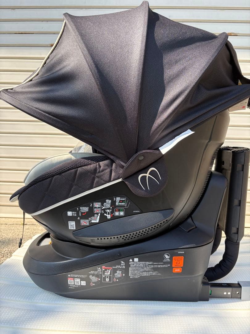 良品　AILEBEBE クルット6iグランス　ブラック ISOFIX エールべべ