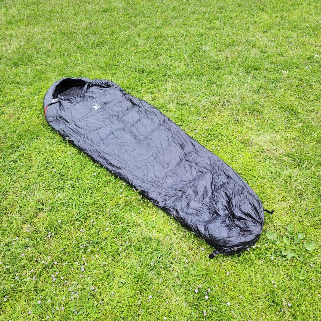 ★✨お得✨★寝心地最高　マミー型　寝袋 ダウンシュラフ　400g　ブラック
