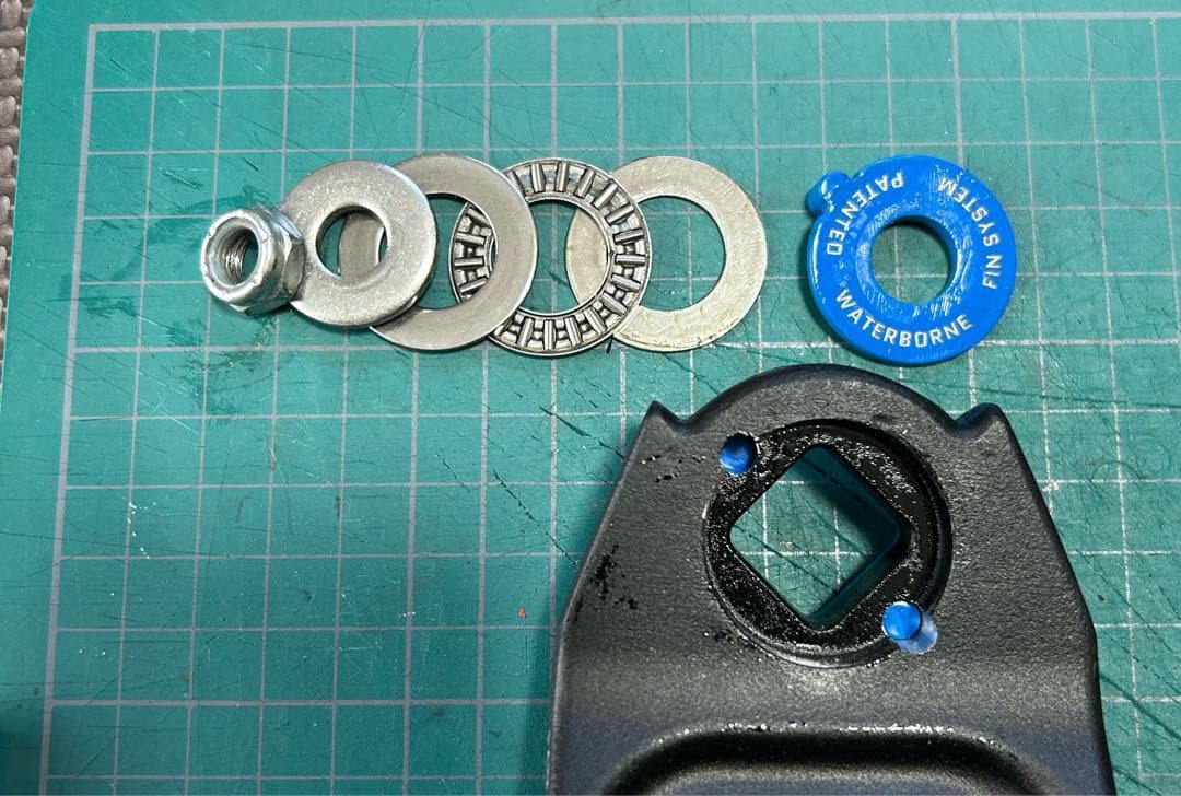 ウォーターボーントラック　WATERBORNE レールアダプター