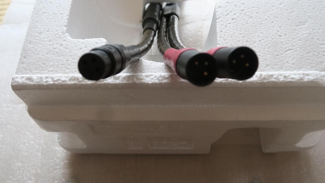 Cardas XLR 二股分岐ケーブル