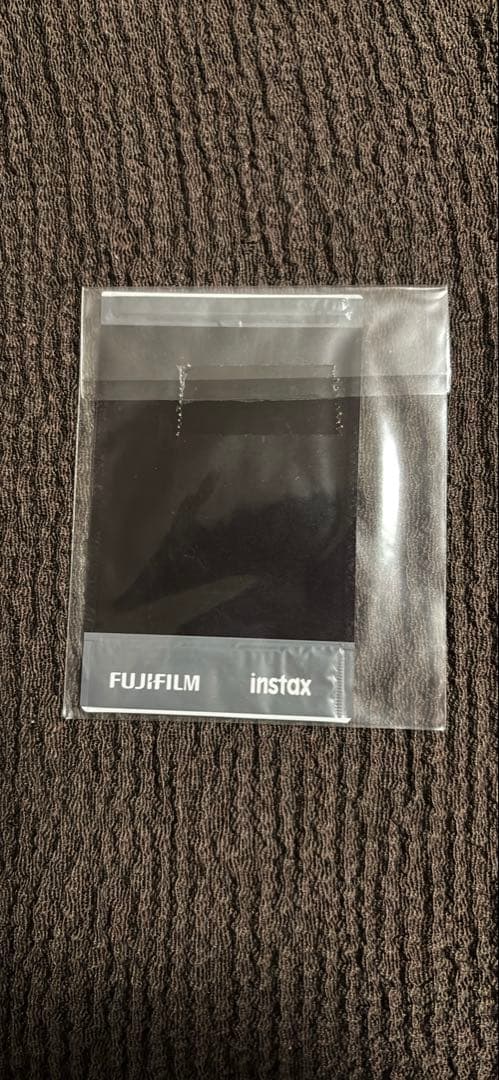 LiSAの直筆サイン入りチェキ