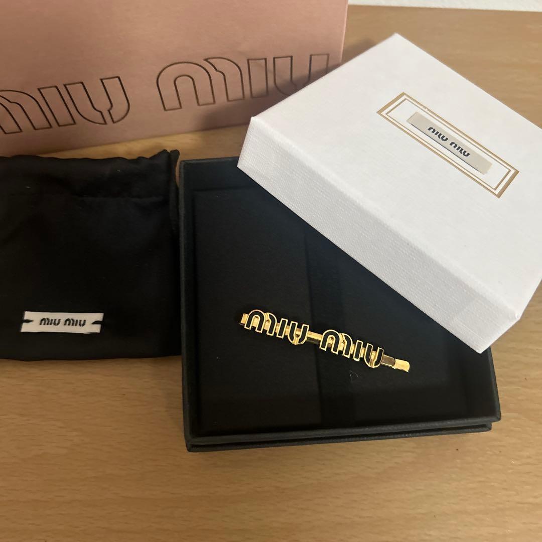 いちご様専用】MIU MIU ゴールド ヘアピン 専用袋・箱付き