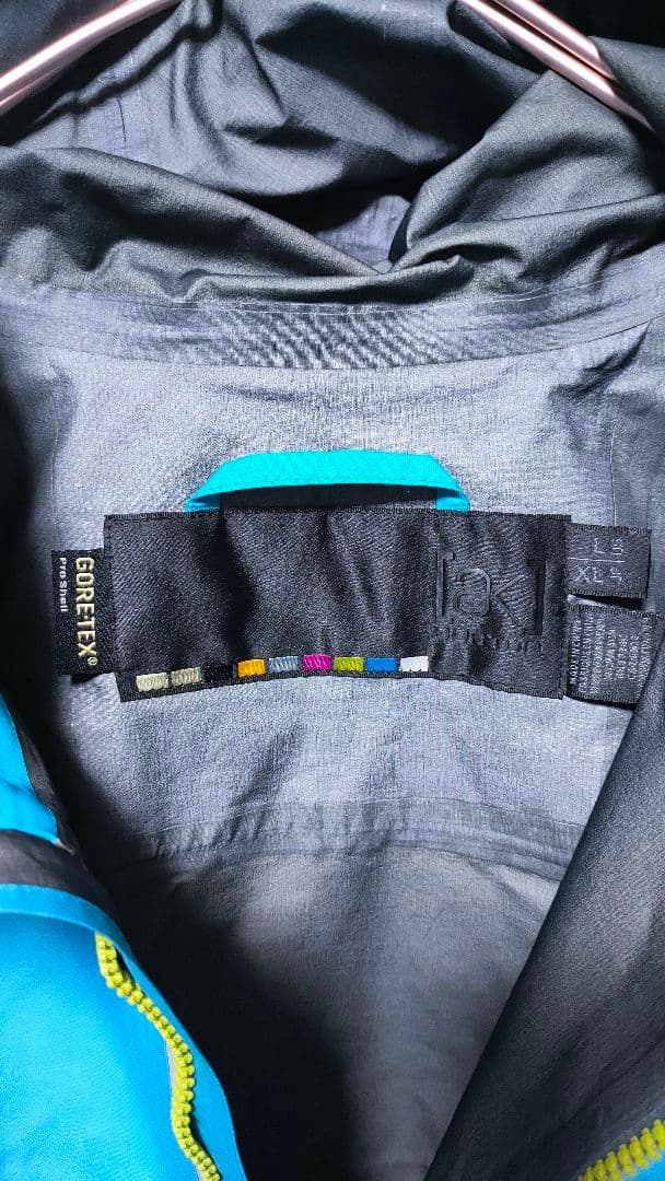 〔ak〕BURTON スノーボードウェア ゴアテックスプロ 高品質 バートン