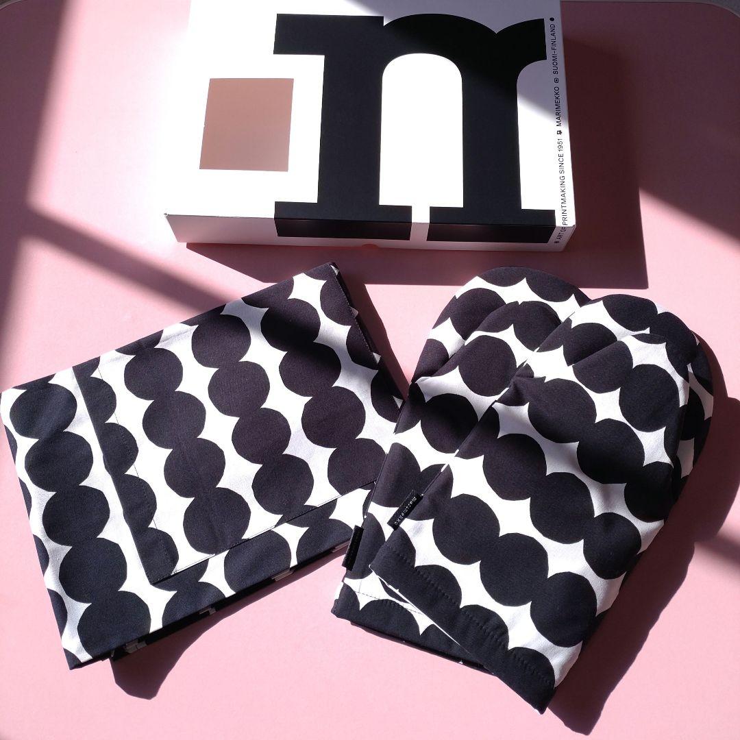 新品marimekko ドット柄エプロン・ミトン3点セット