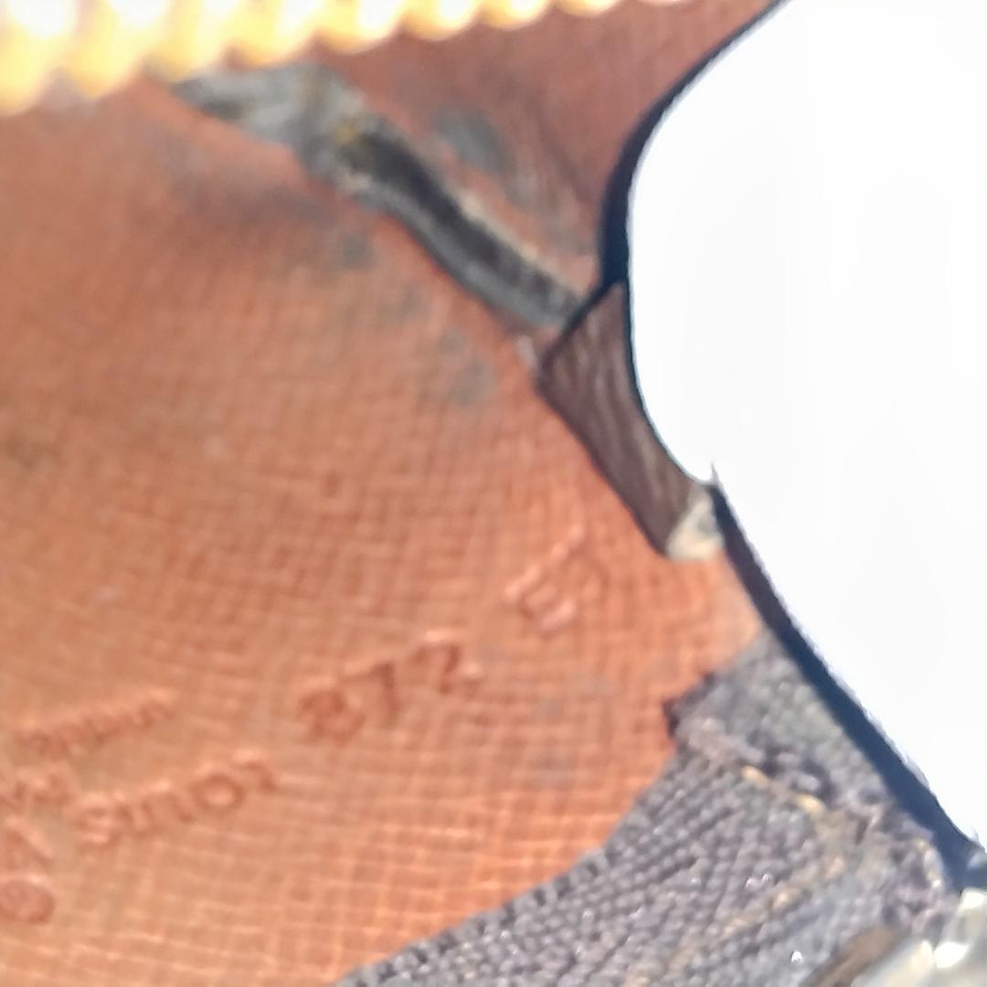 モノグラム　ポシェットクレ　金チェーン付き　メンズ　レディース