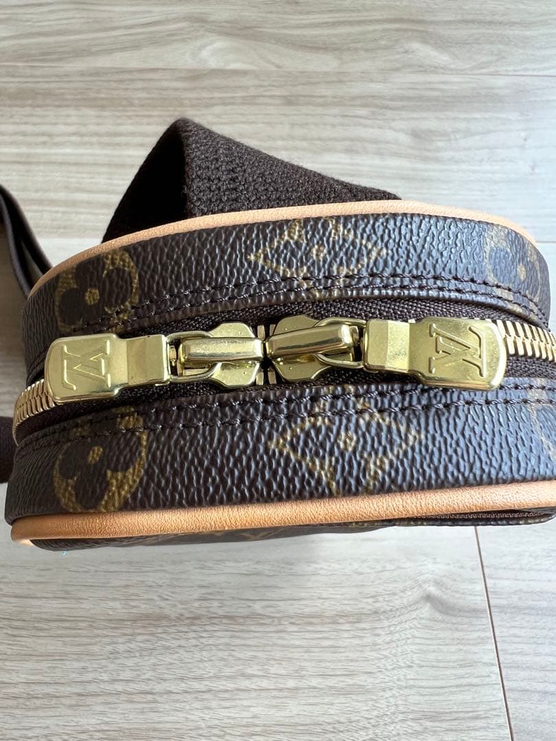 Louis Vuitton ルイヴィトン ポシェットガンジュ モノグラム 新品