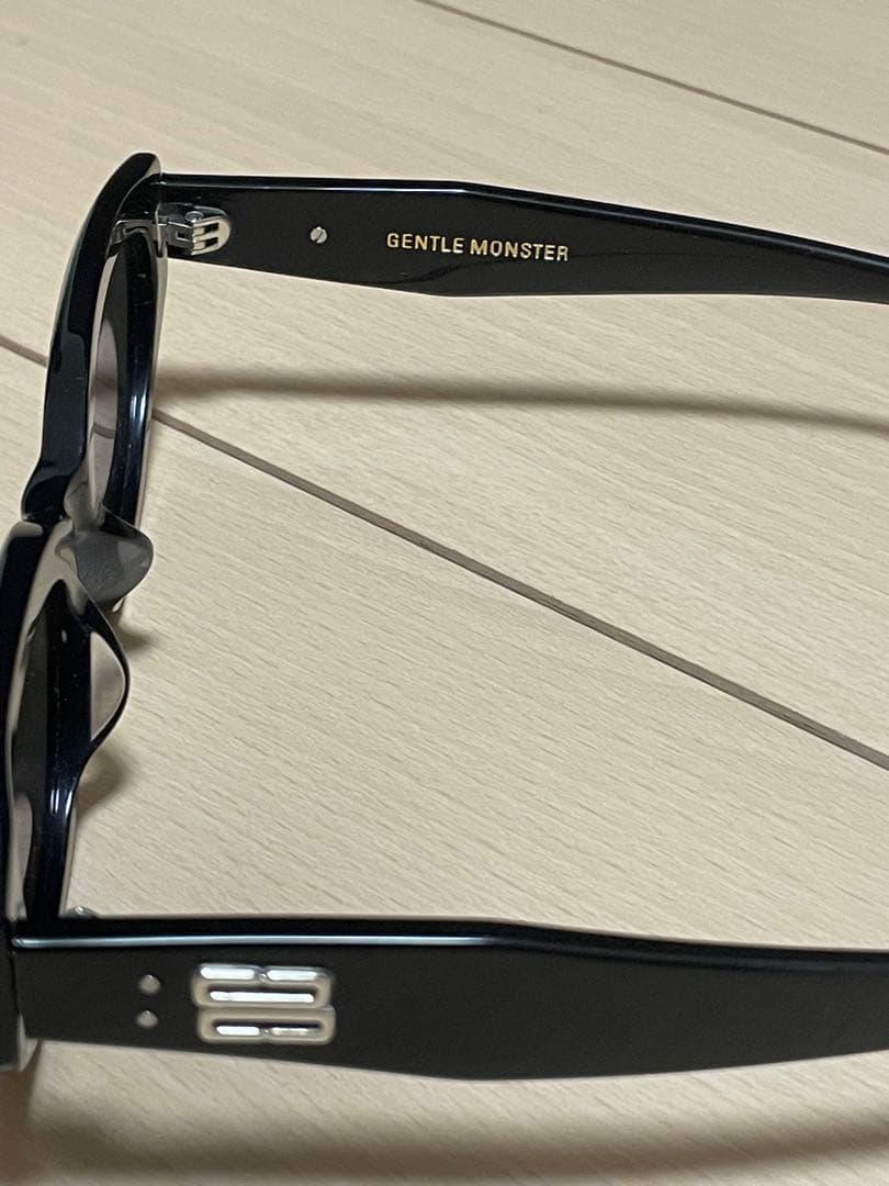 GENTLE MONSTER ROCOO ブラックサングラス