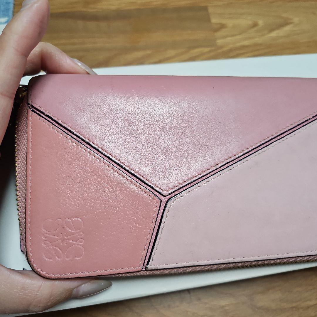 LOEWE ピンク レザー 長財布