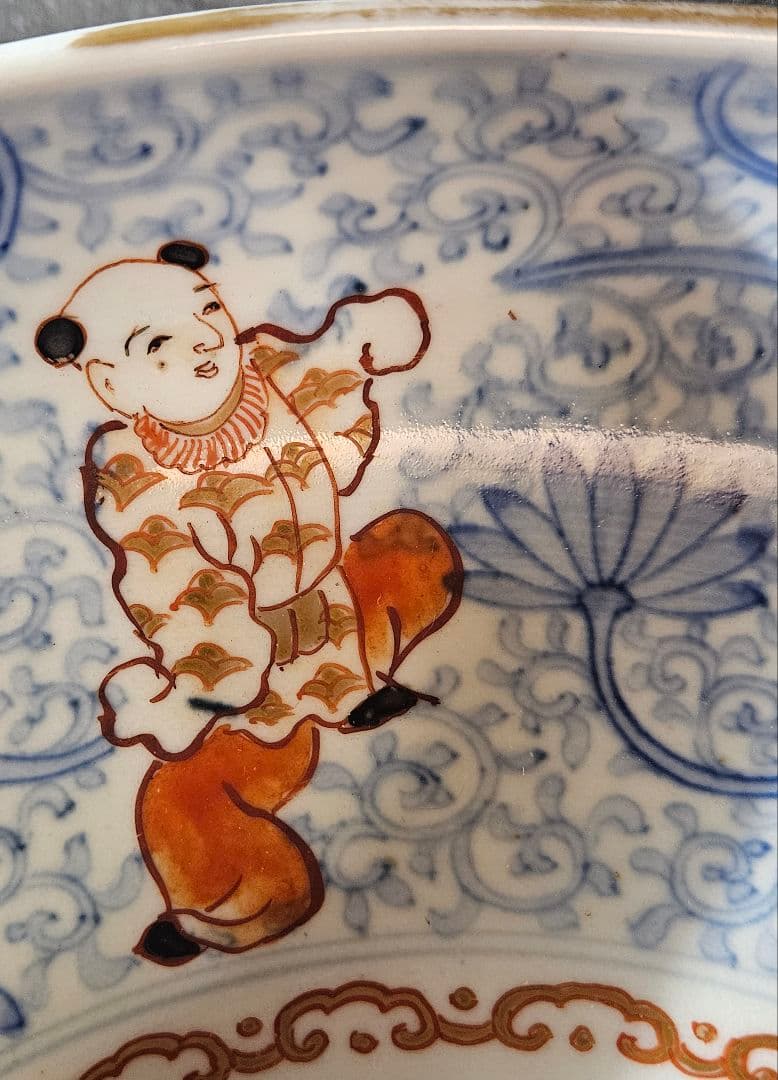 大名品❗】江戸時代　古伊万里　染錦　 唐草文に金彩色絵唐子図　31.2cm大鉢