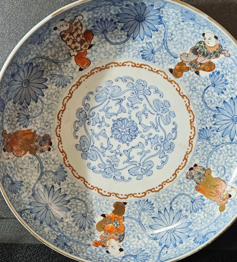 大名品❗】江戸時代　古伊万里　染錦　 唐草文に金彩色絵唐子図　31.2cm大鉢