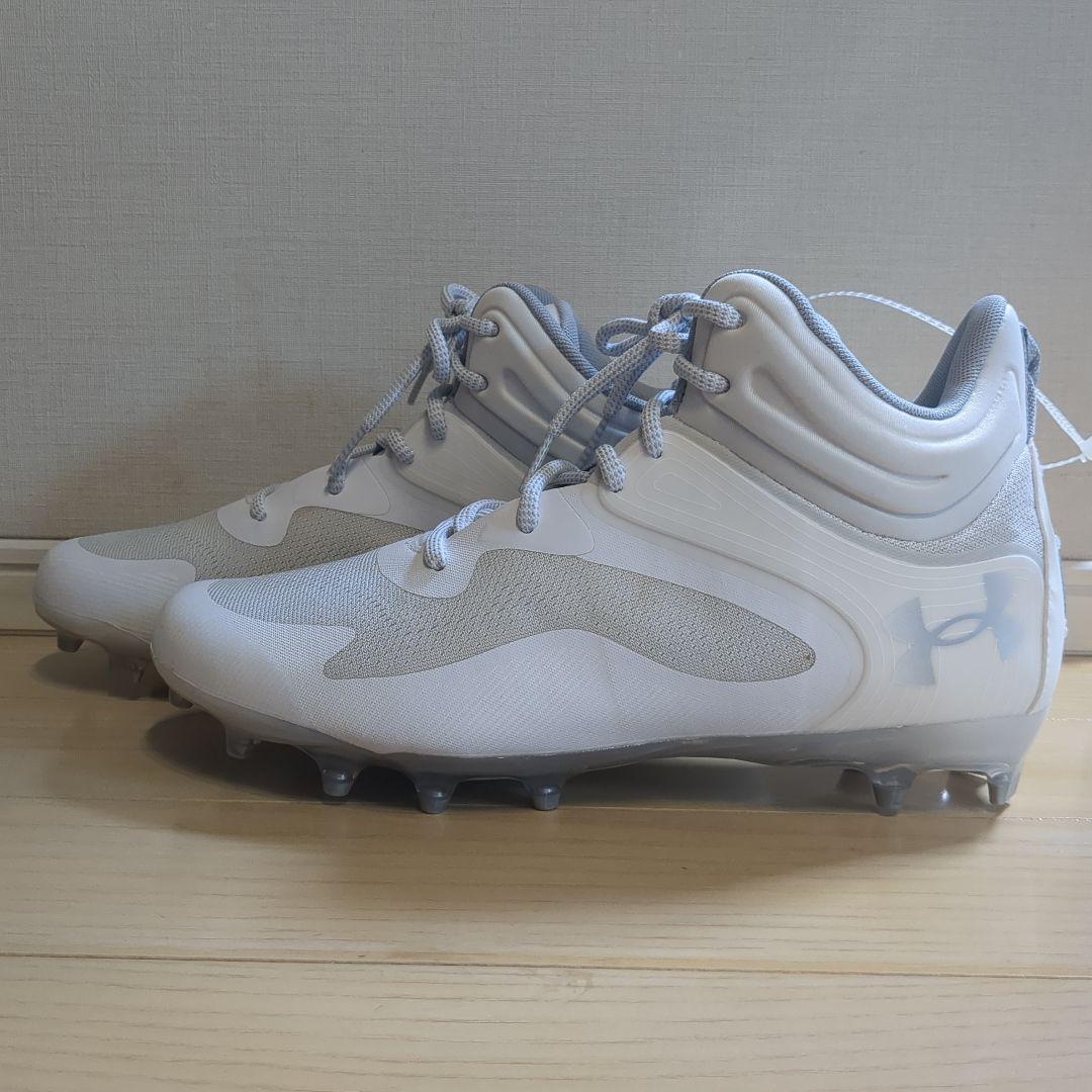 28.5cm　アメフト　スパイク　アンダーアーマー　白