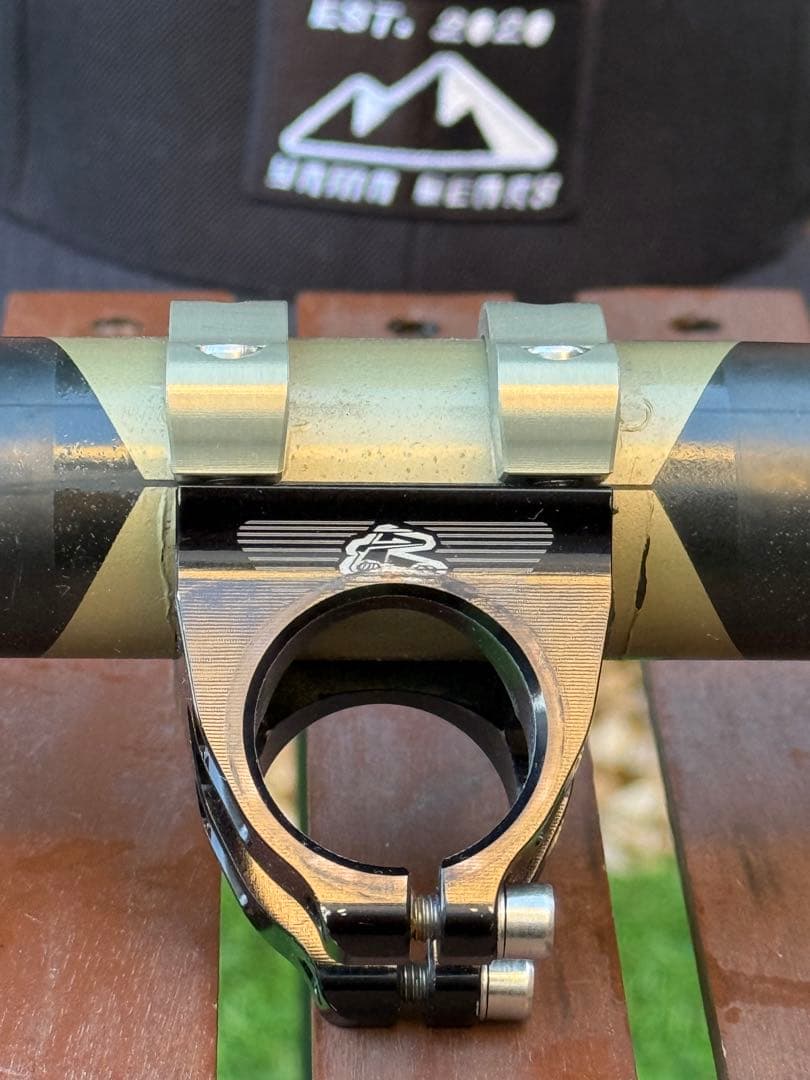 RENTHAL FATBAR CARBON 35 ハンドルバー、ステム、グリップ