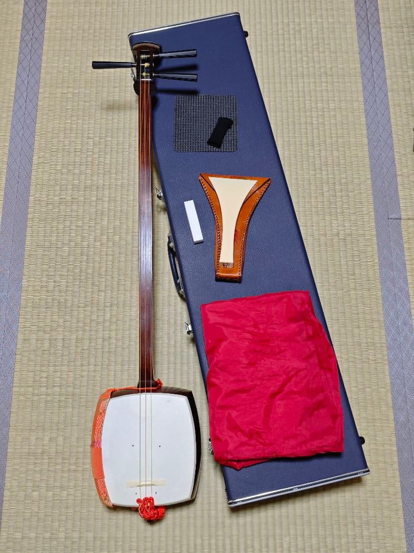 三味線 中棹 皮破れ無し 天然皮 バチ 駒 ケース