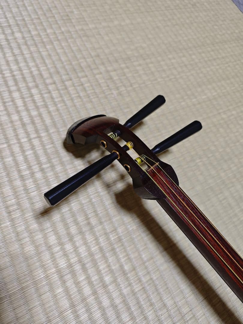 三味線 中棹 皮破れ無し 天然皮 バチ 駒 ケース