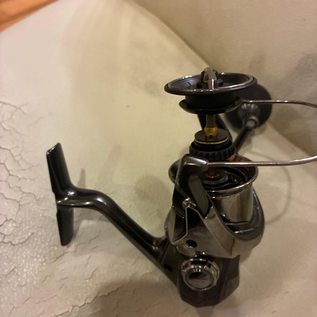 シマノ　20ツインパワー　C5000XG スプール無し値引きあり