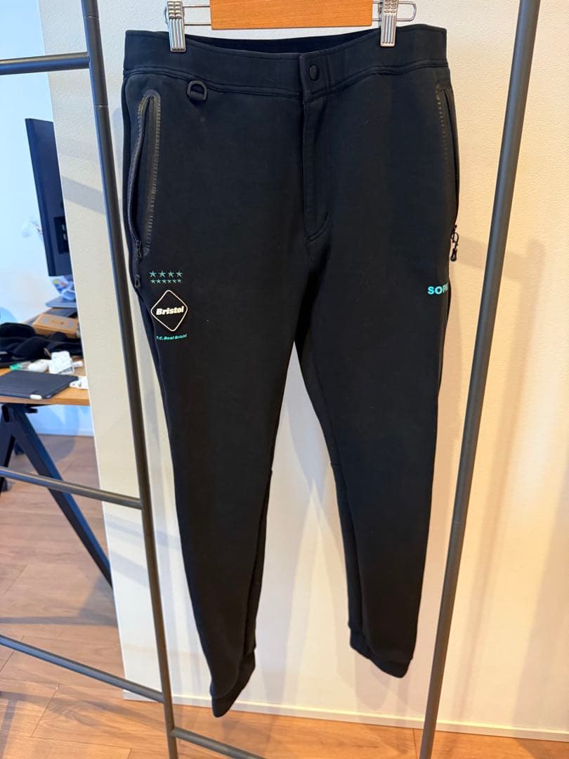 F.C.Real Bristol 21AW セットアップ