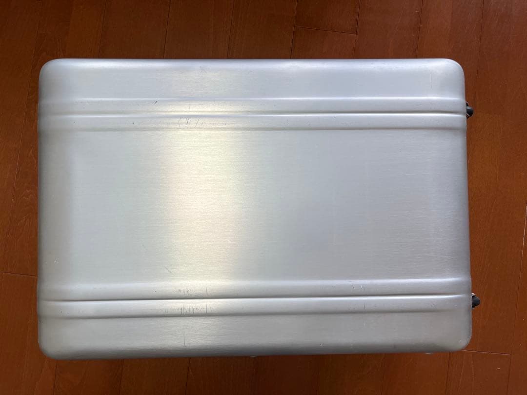 ゼロハリバートン　キャリーケース シルバー　ビンテージ