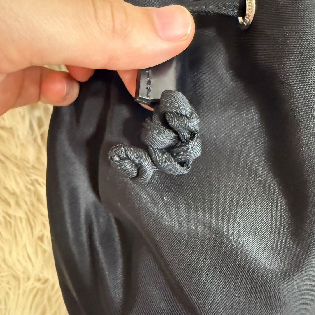 PRADA　アクセサリーポーチ　ブラック　ナイロン 巾着