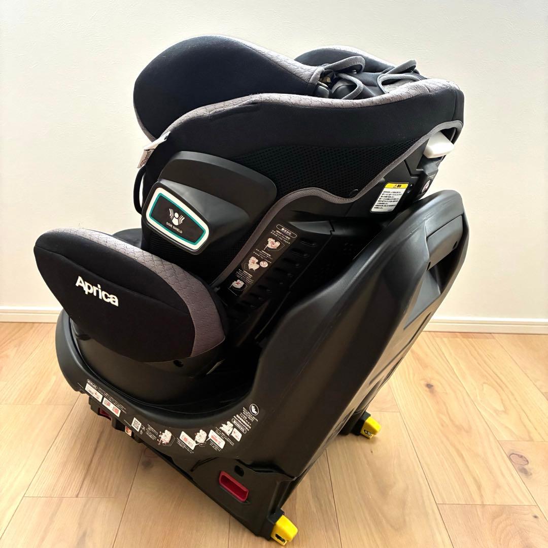 アップリカ フラディア グロウ ISOFIX 360°セーフティー AB