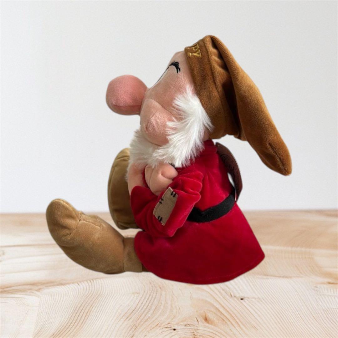 希少】おこりんぼ 白雪姫 カリフォルニアアドベンチャー アメリカ限定