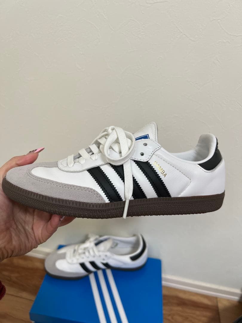 adidas Samba ホワイト/ブラック