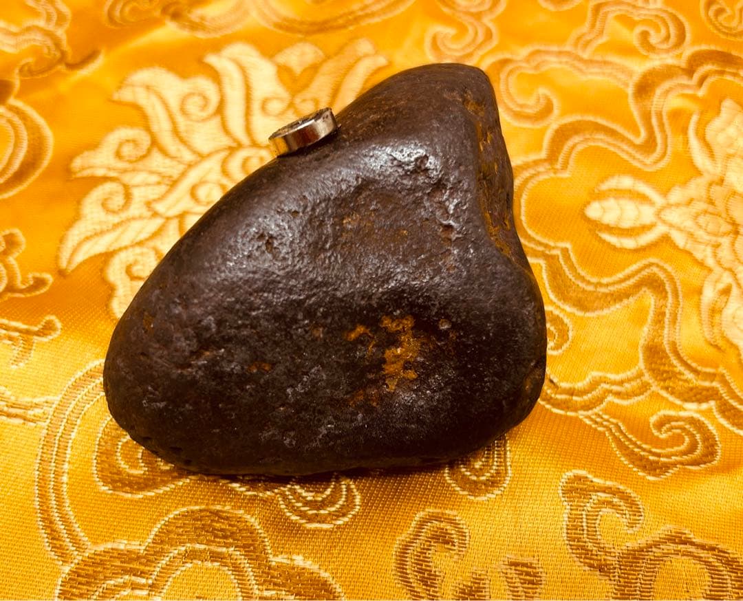 宇宙パワー強鉄隕石 石質隕石宇宙パワー 不思議の石鉄隕石アンティーク