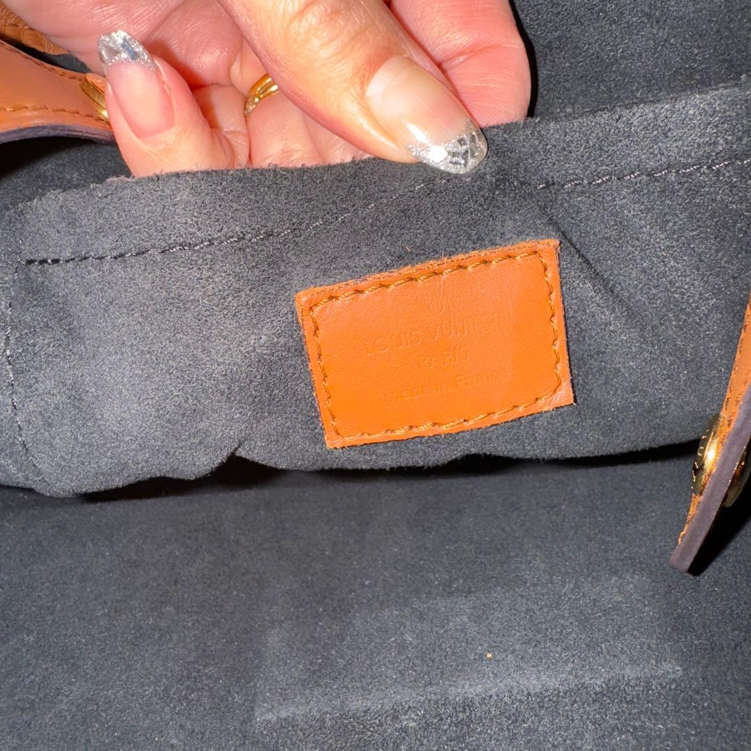 ルイヴィトン バックパック ドーフィーヌ リュックサック