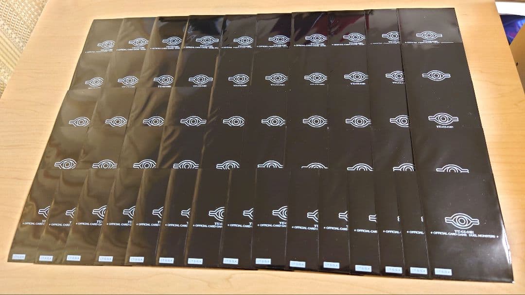 公式スリーブ 初期 ウジャト眼 ブラック 黒 絶版 スリーブ 55枚 公式