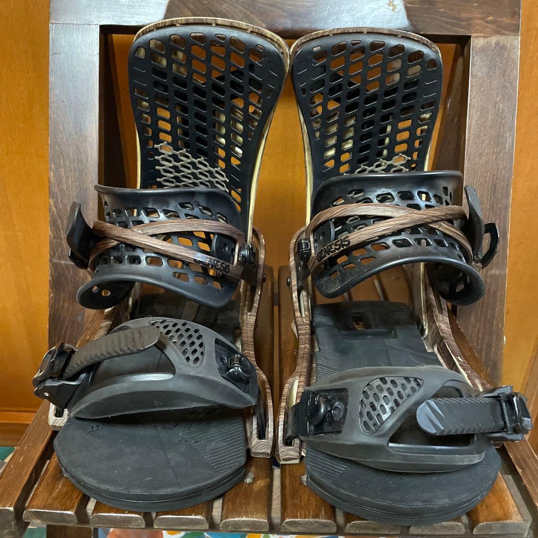 BURTON GENESIS バートン　ジェネシス ウッド柄 木目