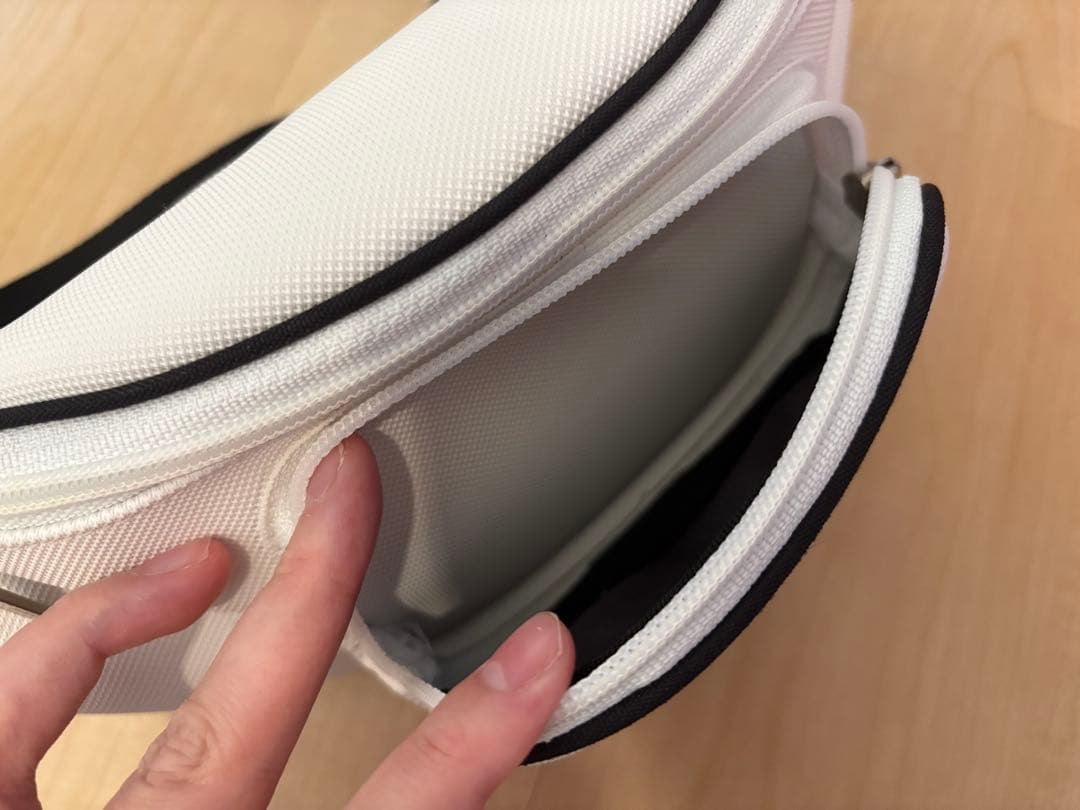 Lacoste ホワイト ウエストポーチ