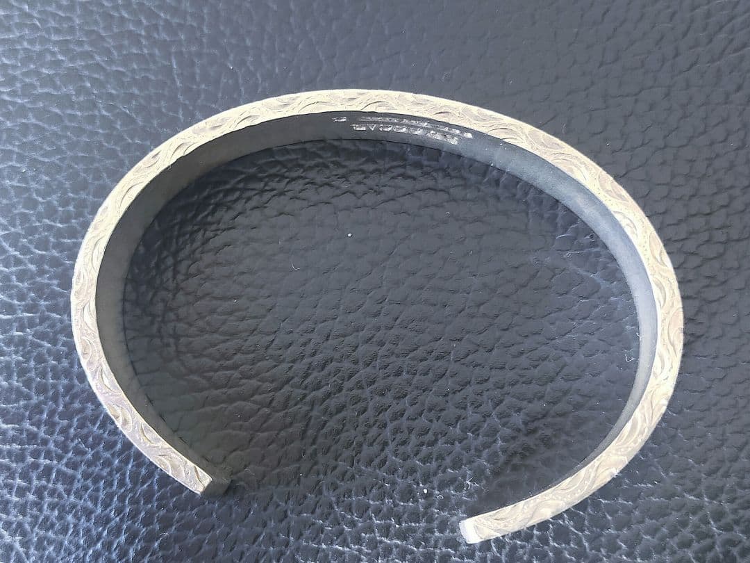 銀　シルバー　925　ブレスレット　ハワイアン　バングル　DEOSCAR　重厚感