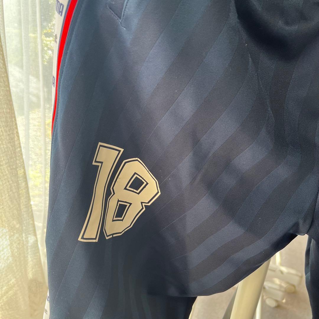 PUMA ストライプジャージ 番号18