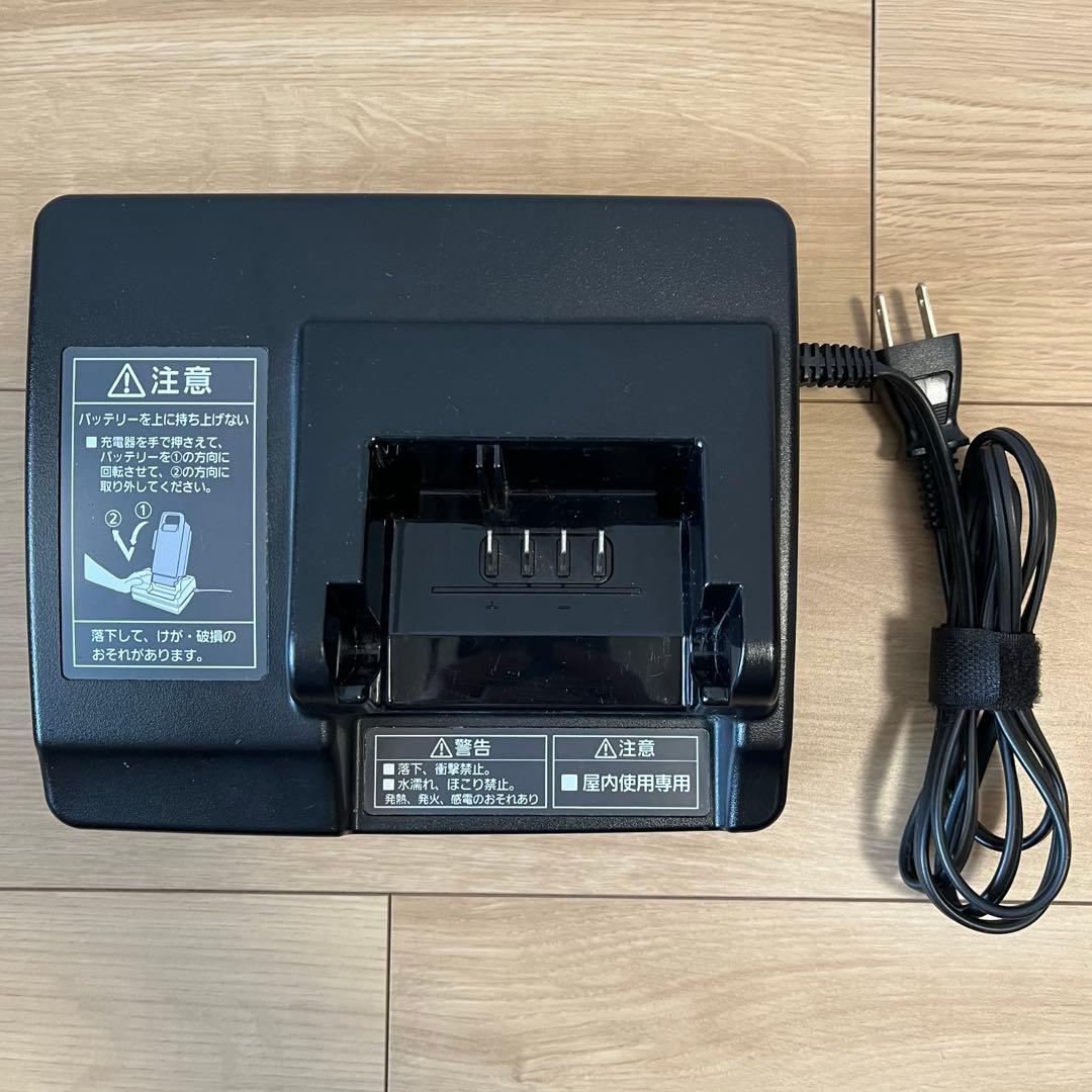 純正 パナソニック 電動自転車 充電器 NKJ069Z1 - メルカリ