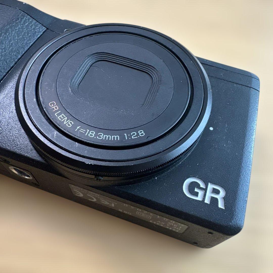 RICOH GRⅡ コンパクトデジタルカメラ【撮影回数2865回】