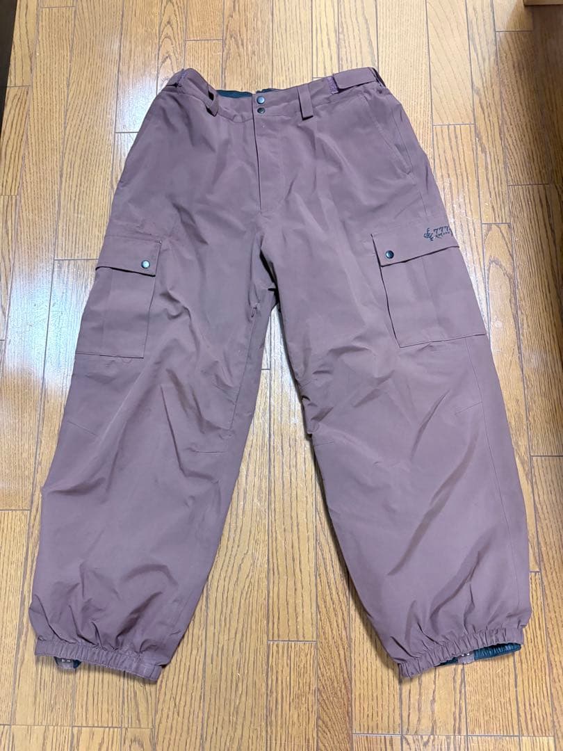 スノーボード nomadik 777