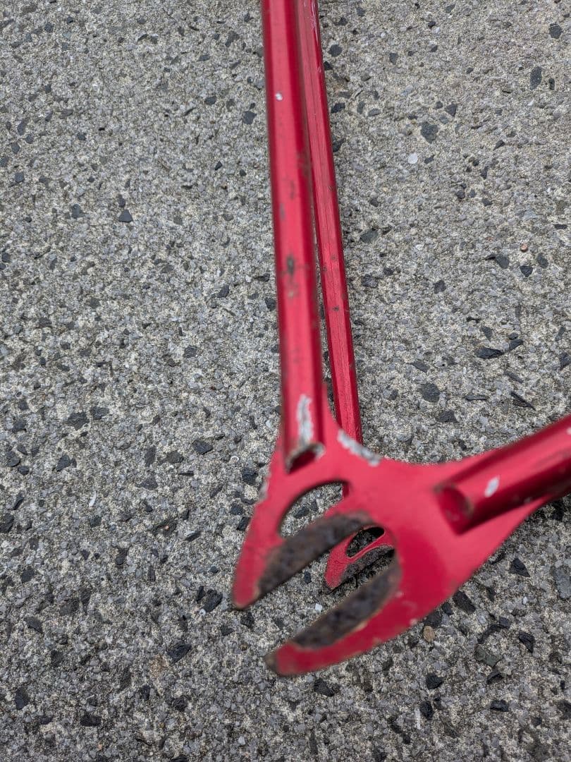 ブリヂストン ピストフレーム 赤