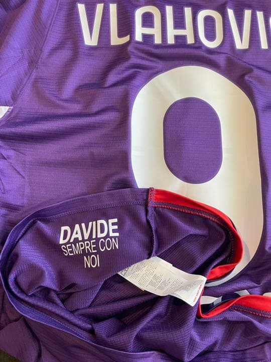 ヴラホヴィッチ 実使用ユニフォーム(vsカリアリ) - メルカリ