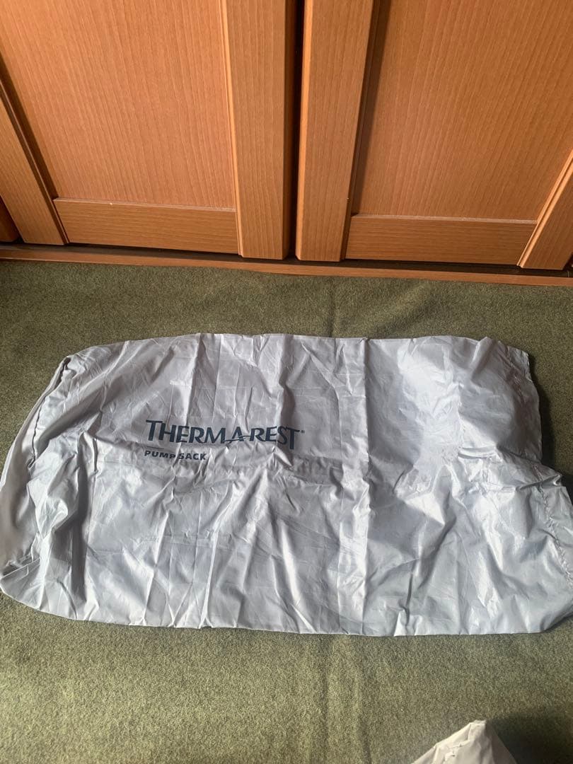 Thermarestネオエアー Xサーモ レギュラー　R値6.9