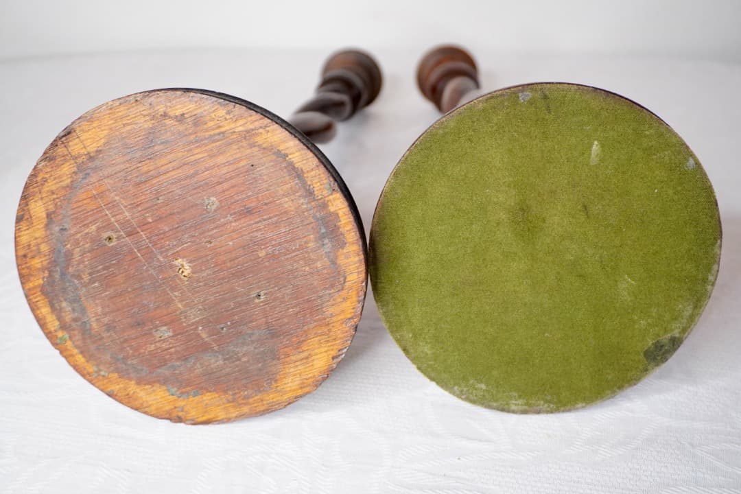 イギリス アンティーク 木製キャンドルホルダー 2個セット